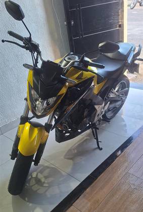HONDA CB 300F TWISTER ABS HONDA CB 300F TWISTER ABS